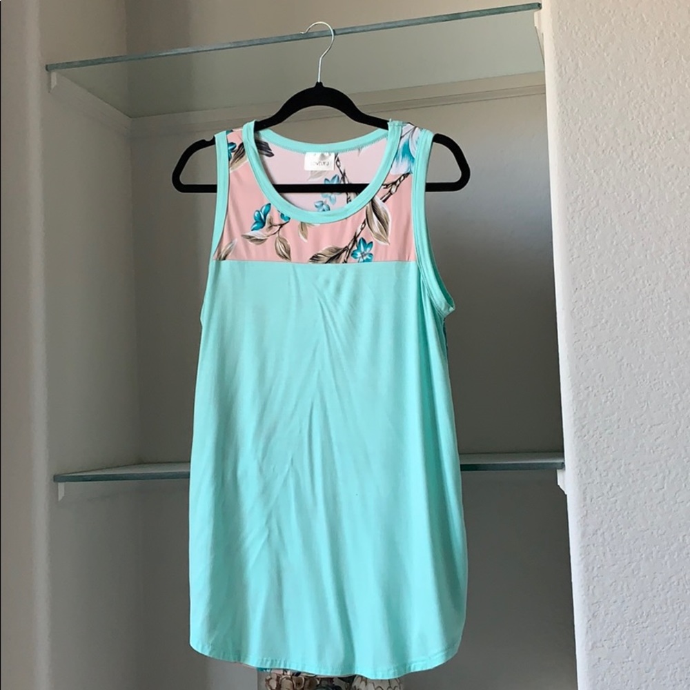Mint floral tank